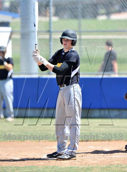 Thumbnail 2 in Cisco vs Bowie (UIL 2A Region 1 Bi-District Playoff) photogallery.