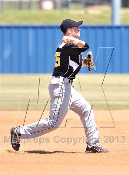 Thumbnail 2 in Cisco vs Bowie (UIL 2A Region 1 Bi-District Playoff) photogallery.