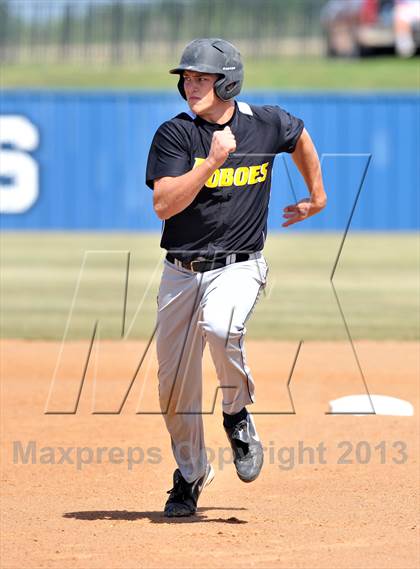 Thumbnail 2 in Cisco vs Bowie (UIL 2A Region 1 Bi-District Playoff) photogallery.