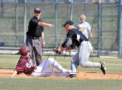 Thumbnail 1 in Cisco vs Bowie (UIL 2A Region 1 Bi-District Playoff) photogallery.