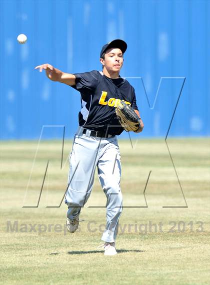 Thumbnail 1 in Cisco vs Bowie (UIL 2A Region 1 Bi-District Playoff) photogallery.