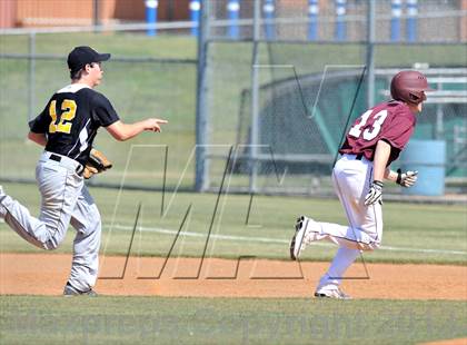Thumbnail 3 in Cisco vs Bowie (UIL 2A Region 1 Bi-District Playoff) photogallery.