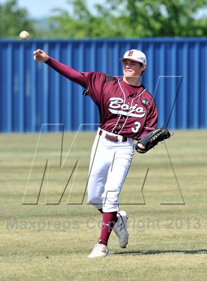 Thumbnail 1 in Cisco vs Bowie (UIL 2A Region 1 Bi-District Playoff) photogallery.