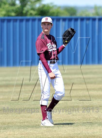Thumbnail 2 in Cisco vs Bowie (UIL 2A Region 1 Bi-District Playoff) photogallery.