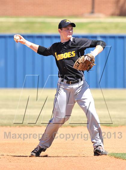 Thumbnail 3 in Cisco vs Bowie (UIL 2A Region 1 Bi-District Playoff) photogallery.