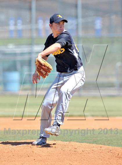 Thumbnail 2 in Cisco vs Bowie (UIL 2A Region 1 Bi-District Playoff) photogallery.