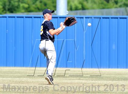 Thumbnail 1 in Cisco vs Bowie (UIL 2A Region 1 Bi-District Playoff) photogallery.