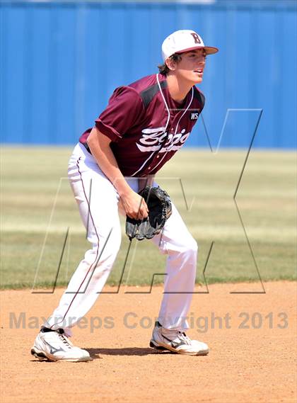 Thumbnail 3 in Cisco vs Bowie (UIL 2A Region 1 Bi-District Playoff) photogallery.