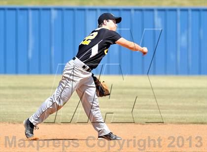 Thumbnail 3 in Cisco vs Bowie (UIL 2A Region 1 Bi-District Playoff) photogallery.
