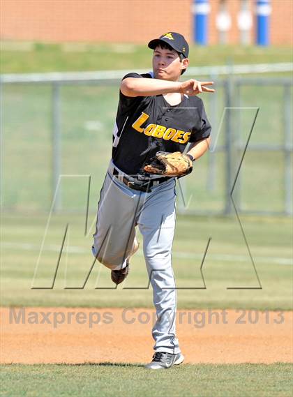 Thumbnail 1 in Cisco vs Bowie (UIL 2A Region 1 Bi-District Playoff) photogallery.