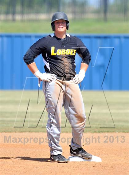 Thumbnail 2 in Cisco vs Bowie (UIL 2A Region 1 Bi-District Playoff) photogallery.