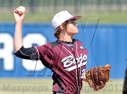 Thumbnail 3 in Cisco vs Bowie (UIL 2A Region 1 Bi-District Playoff) photogallery.