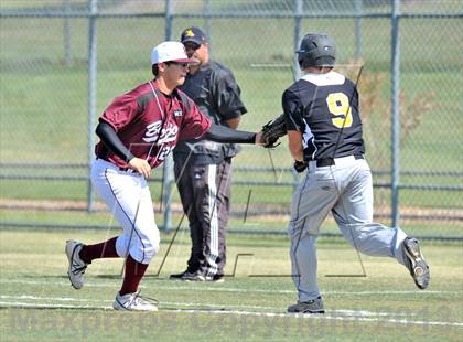 Thumbnail 1 in Cisco vs Bowie (UIL 2A Region 1 Bi-District Playoff) photogallery.