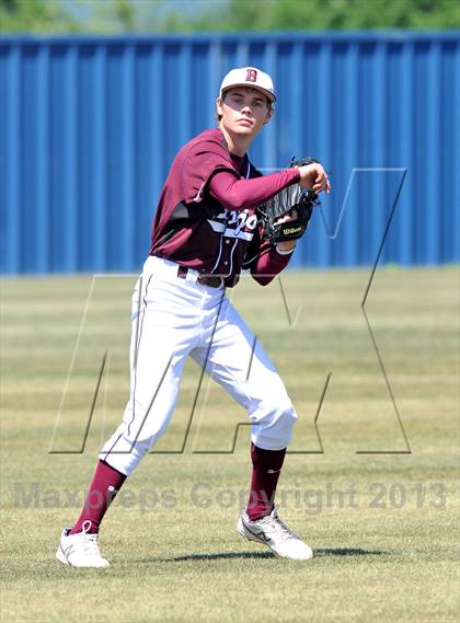 Thumbnail 1 in Cisco vs Bowie (UIL 2A Region 1 Bi-District Playoff) photogallery.