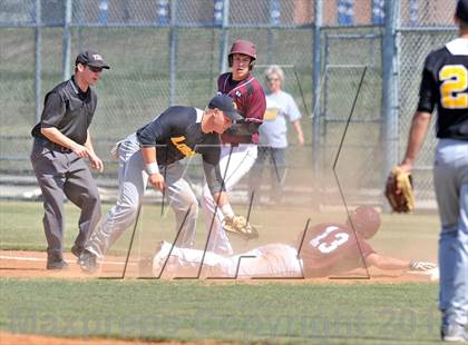 Thumbnail 2 in Cisco vs Bowie (UIL 2A Region 1 Bi-District Playoff) photogallery.