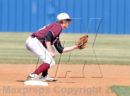 Thumbnail 1 in Cisco vs Bowie (UIL 2A Region 1 Bi-District Playoff) photogallery.