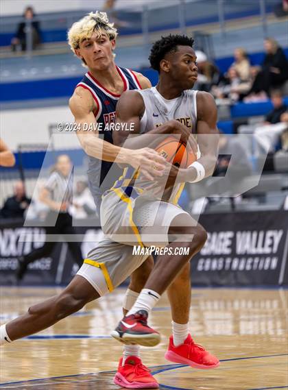 Thumbnail 3 in Springville vs. Montverde Academy (5 for the Fight National Hoopfest) photogallery.
