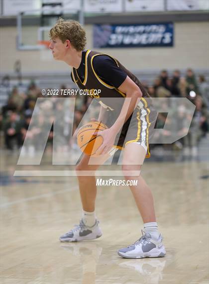 Thumbnail 3 in Davis @ Farmington photogallery.