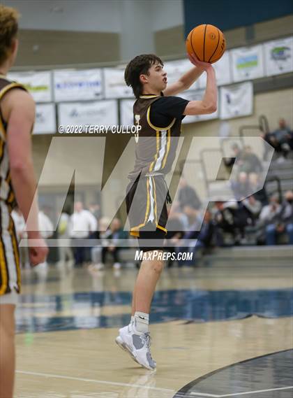 Thumbnail 2 in Davis @ Farmington photogallery.