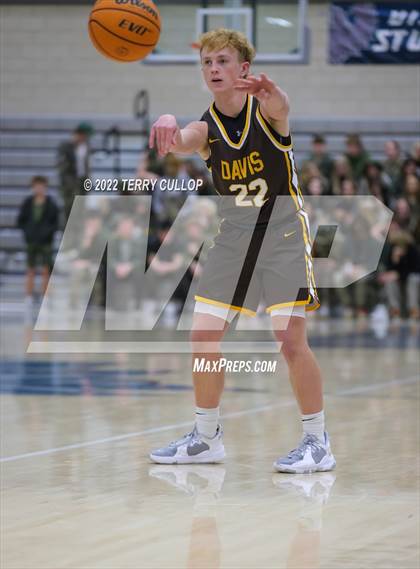 Thumbnail 3 in Davis @ Farmington photogallery.