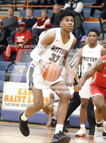 Thumbnail 3 in Alton vs. Cardinal Ritter (King Classic in the City of Champions)  photogallery.
