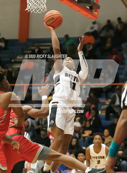 Thumbnail 2 in Alton vs. Cardinal Ritter (King Classic in the City of Champions)  photogallery.