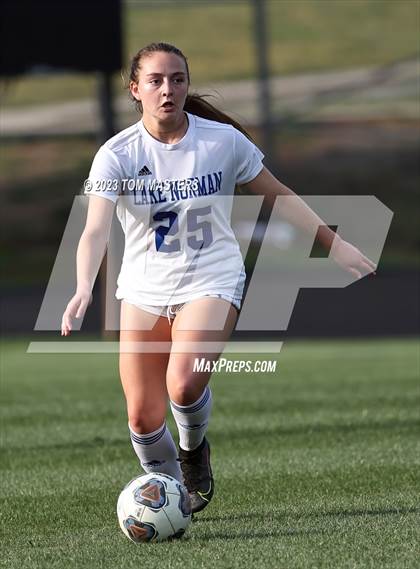 Thumbnail 3 in Lake Norman @ Weddington (NCHSAA 4A Round 3) photogallery.