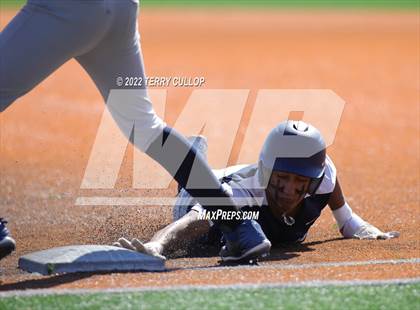Thumbnail 3 in Merit Preparatory Academy vs. American Heritage (UHSAA 2A Fall Semifinal) photogallery.