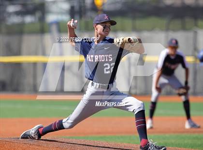 Thumbnail 3 in Merit Preparatory Academy vs. American Heritage (UHSAA 2A Fall Semifinal) photogallery.