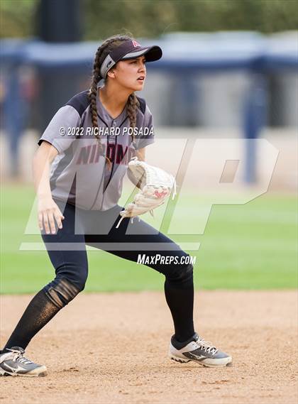 Thumbnail 3 in Arvin vs. Nipomo (CIF CS Division VI Championship) photogallery.