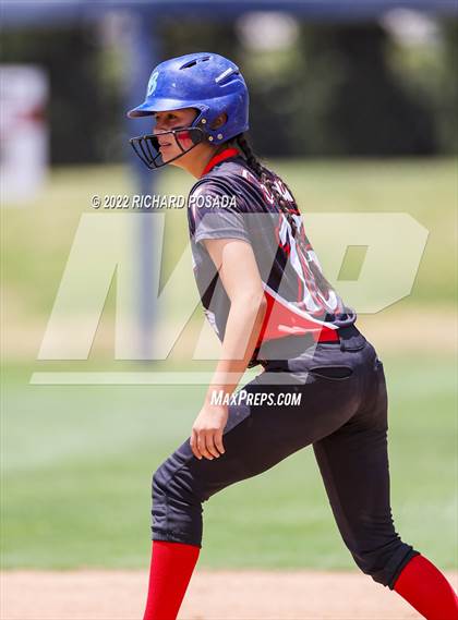 Thumbnail 3 in Arvin vs. Nipomo (CIF CS Division VI Championship) photogallery.