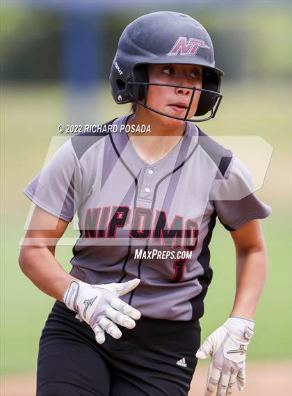 Thumbnail 1 in Arvin vs. Nipomo (CIF CS Division VI Championship) photogallery.
