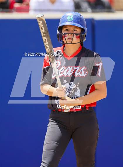 Thumbnail 3 in Arvin vs. Nipomo (CIF CS Division VI Championship) photogallery.