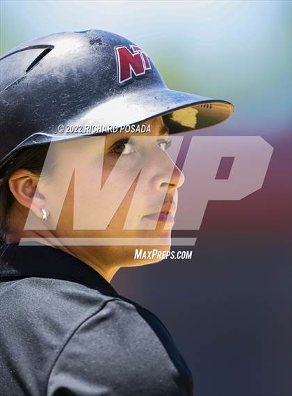 Thumbnail 3 in Arvin vs. Nipomo (CIF CS Division VI Championship) photogallery.