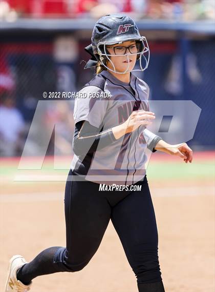 Thumbnail 1 in Arvin vs. Nipomo (CIF CS Division VI Championship) photogallery.