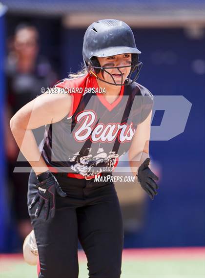 Thumbnail 1 in Arvin vs. Nipomo (CIF CS Division VI Championship) photogallery.