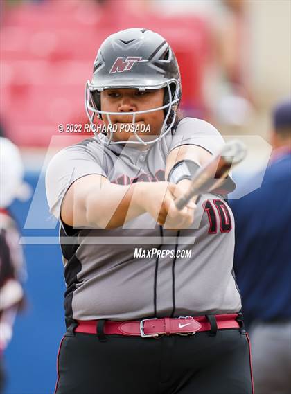 Thumbnail 1 in Arvin vs. Nipomo (CIF CS Division VI Championship) photogallery.