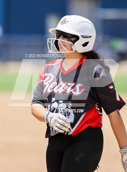 Thumbnail 1 in Arvin vs. Nipomo (CIF CS Division VI Championship) photogallery.