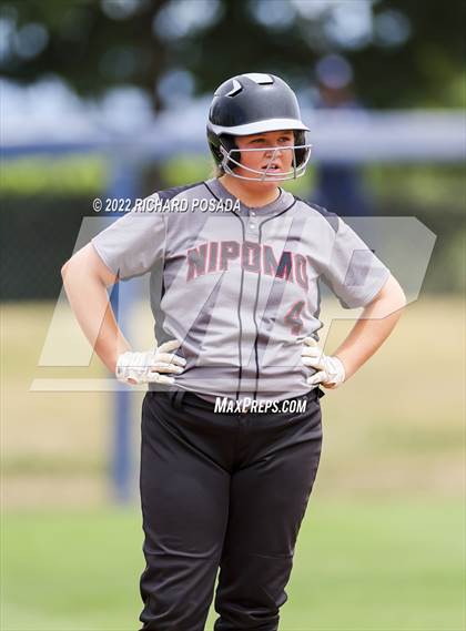 Thumbnail 2 in Arvin vs. Nipomo (CIF CS Division VI Championship) photogallery.
