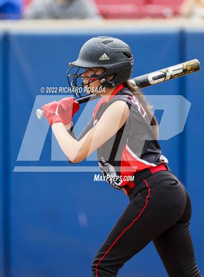 Thumbnail 2 in Arvin vs. Nipomo (CIF CS Division VI Championship) photogallery.