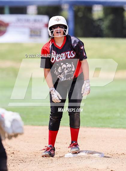 Thumbnail 2 in Arvin vs. Nipomo (CIF CS Division VI Championship) photogallery.