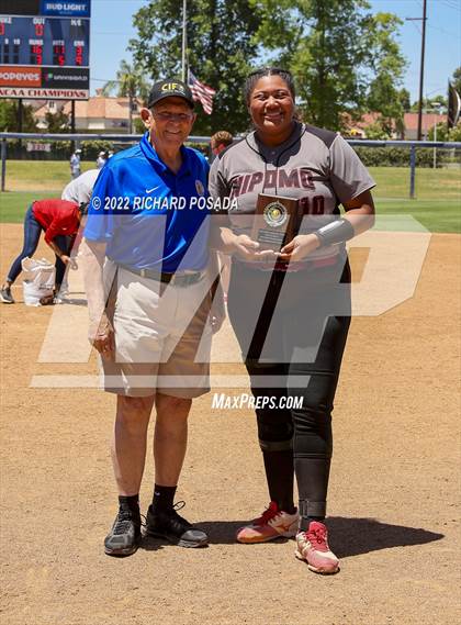 Thumbnail 3 in Arvin vs. Nipomo (CIF CS Division VI Championship) photogallery.