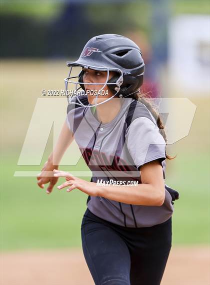 Thumbnail 2 in Arvin vs. Nipomo (CIF CS Division VI Championship) photogallery.