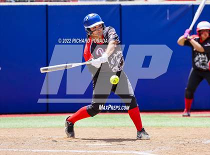 Thumbnail 2 in Arvin vs. Nipomo (CIF CS Division VI Championship) photogallery.