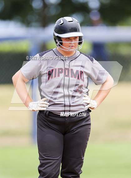 Thumbnail 3 in Arvin vs. Nipomo (CIF CS Division VI Championship) photogallery.