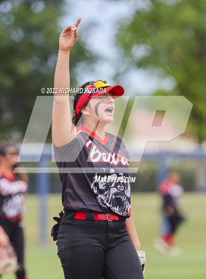 Thumbnail 3 in Arvin vs. Nipomo (CIF CS Division VI Championship) photogallery.