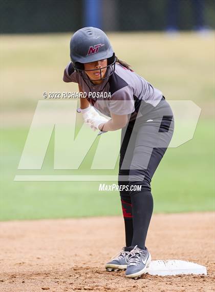 Thumbnail 2 in Arvin vs. Nipomo (CIF CS Division VI Championship) photogallery.