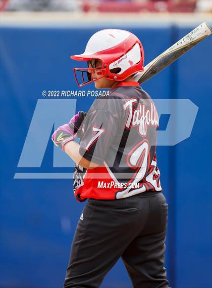 Thumbnail 1 in Arvin vs. Nipomo (CIF CS Division VI Championship) photogallery.