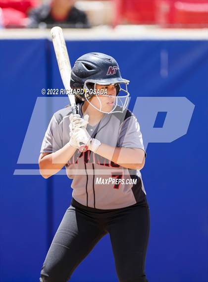 Thumbnail 1 in Arvin vs. Nipomo (CIF CS Division VI Championship) photogallery.