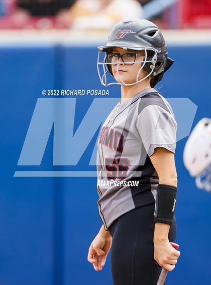 Thumbnail 3 in Arvin vs. Nipomo (CIF CS Division VI Championship) photogallery.